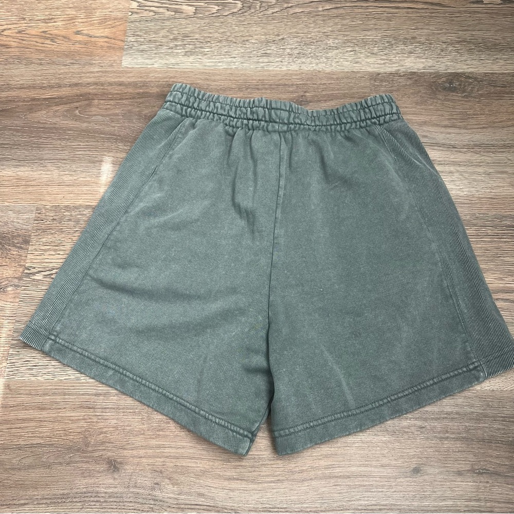 Gymshark Training Gym Shorts - Picture 2 of 4
